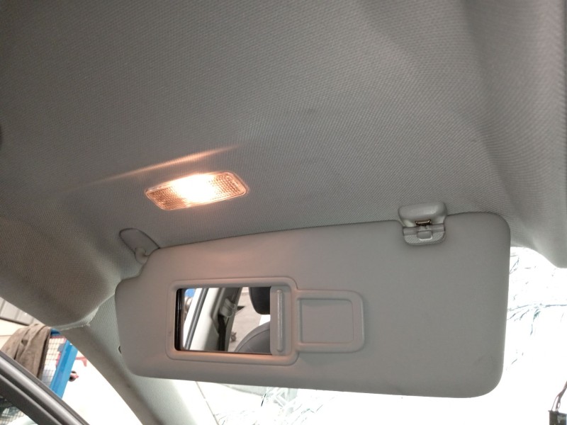 Recambio de parasol izquierdo para audi a4 b8 (8k2) 2.0 tdi referencia OEM IAM 8U0857551C  