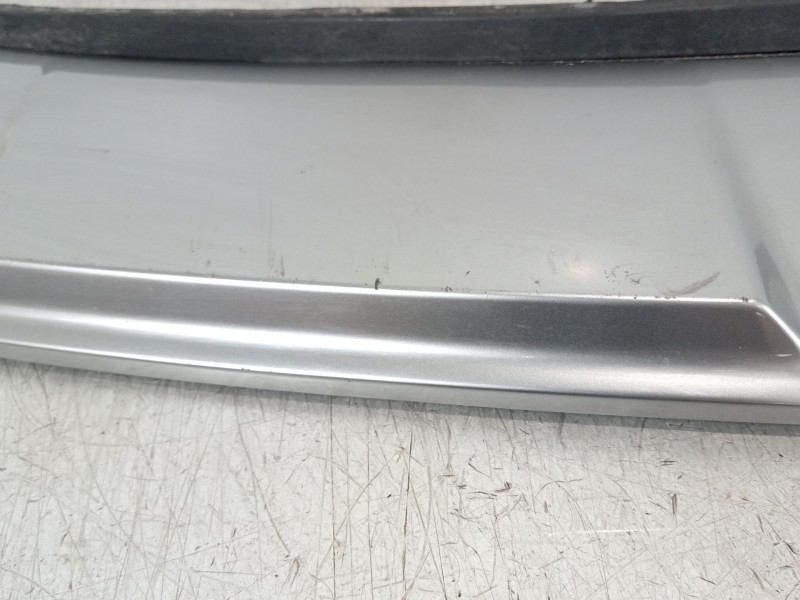 Recambio de spoiler paragolpes delantero para kia sorento () referencia OEM IAM 86512p2010  