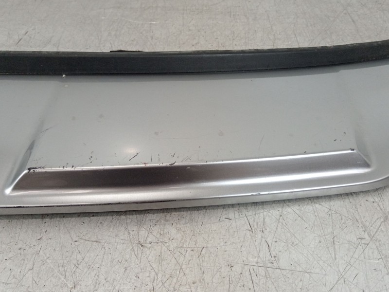 Recambio de spoiler paragolpes delantero para kia sorento () referencia OEM IAM 86512p2010  