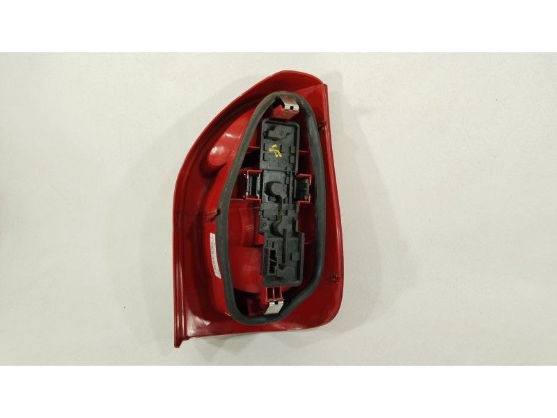 Recambio de piloto trasero izquierdo para citroën xsara picasso (n68) 2.0 hdi referencia OEM IAM 9650005880 89032867 