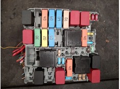 Recambio de caja reles / fusibles para alfa romeo giulietta (940_) 1.6 jtdm (940fxd1a) referencia OEM IAM 51867698 50522117 