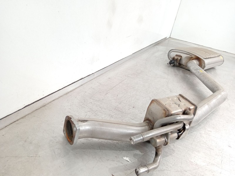 Recambio de tubo escape central para kia sorento () referencia OEM IAM 28650P4670  