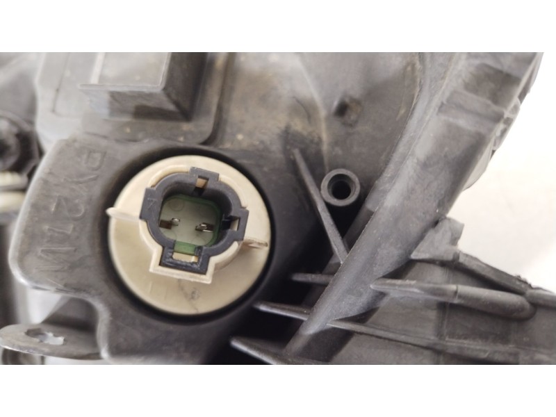 Recambio de faro izquierdo para toyota yaris (_p9_) 1.4 d-4d (nlp90_) referencia OEM IAM 811700D350 89903216 