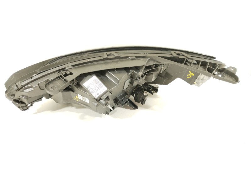 Recambio de faro derecho para renault clio v (b7_) 1.3 tce 130 (b7mf) referencia OEM IAM 280107933R  