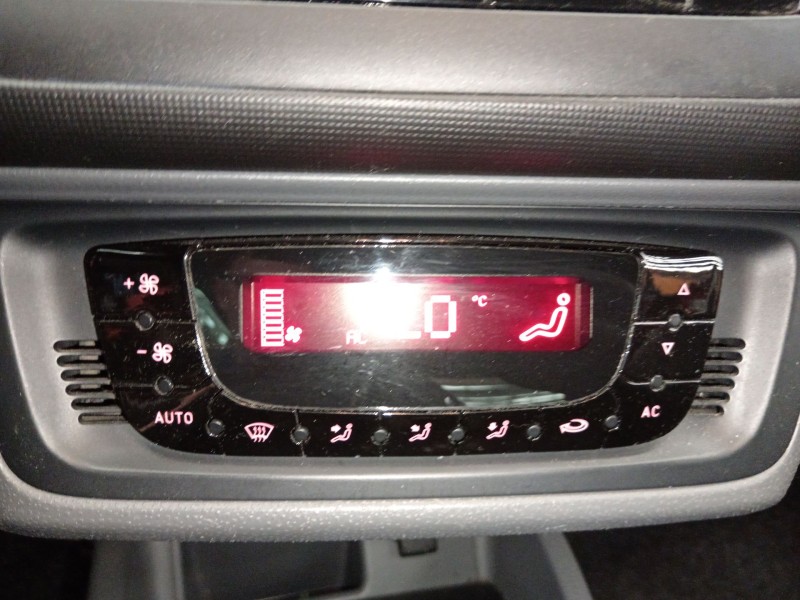 Recambio de mando climatizador para seat ibiza iv (6j5, 6p1) 1.6 tdi referencia OEM IAM   