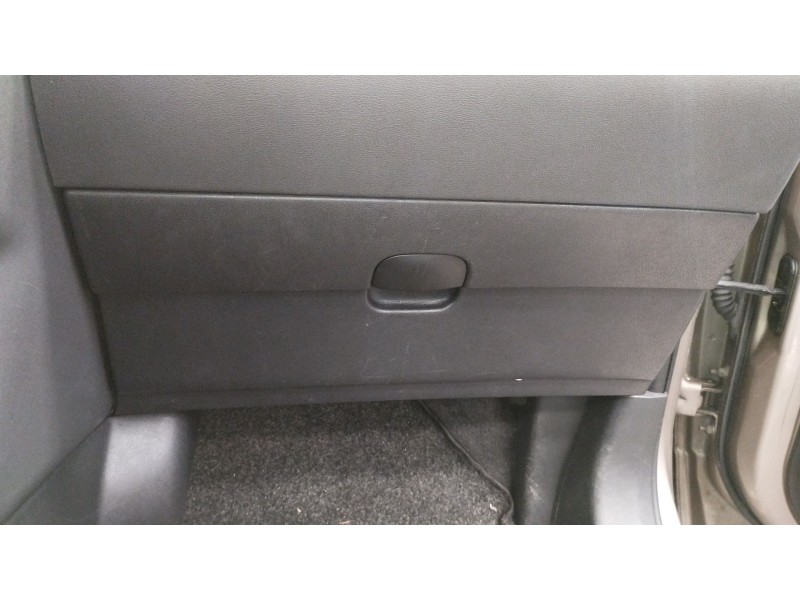 Recambio de guantera para nissan qashqai i (j10, nj10) 1.5 dci referencia OEM IAM 68520JD900 68510JD91A 