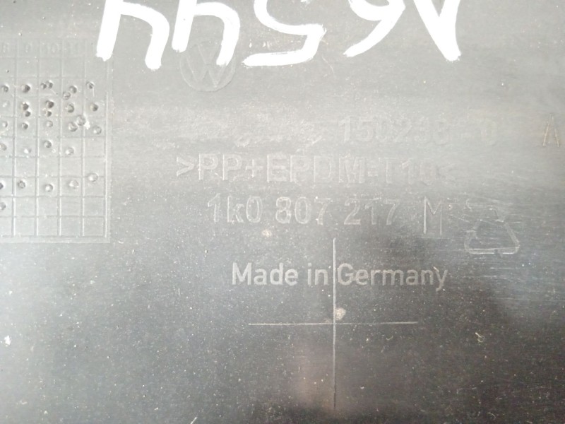 Recambio de paragolpes delantero para volkswagen golf v (1k1) 1.9 tdi referencia OEM IAM 1k0807217  