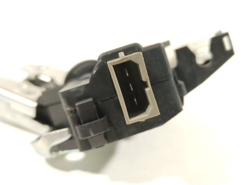 Recambio de cerradura maletero / porton para audi a4 b8 (8k2) 2.0 tdi referencia OEM IAM 4F5827505D  