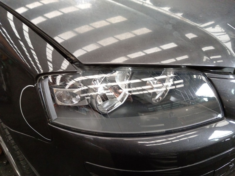 Recambio de faro derecho para audi a3 (8p1) 2.0 tdi referencia OEM IAM 8P0941004K 0301206202 