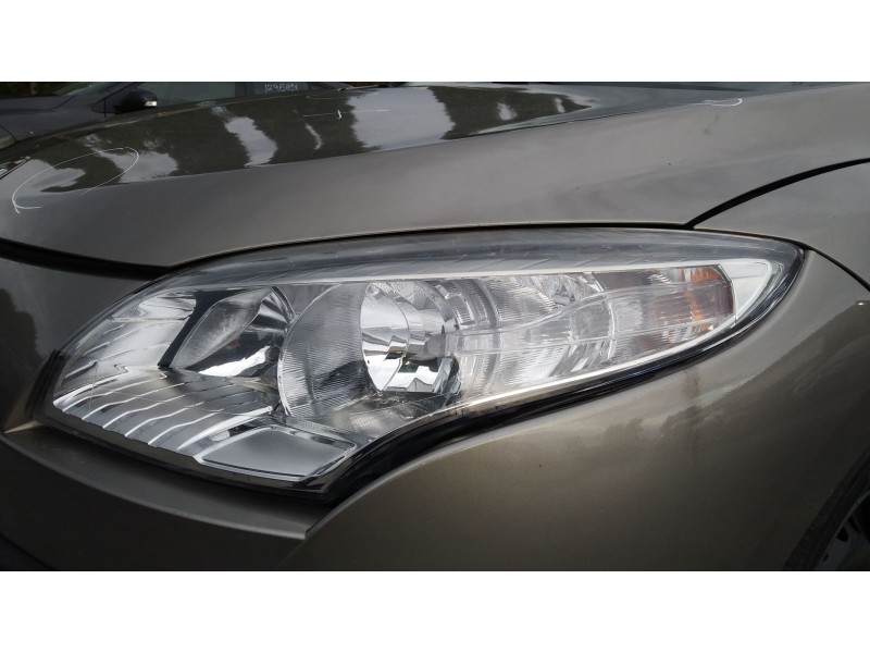 Recambio de faro izquierdo para renault megane iii hatchback (bz0/1_, b3_) 1.5 dci referencia OEM IAM   