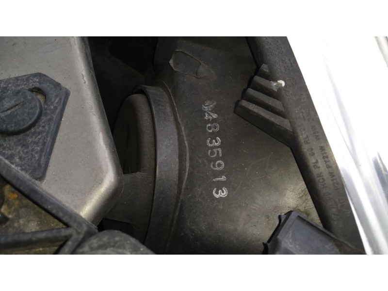 Recambio de faro izquierdo para renault megane iii hatchback (bz0/1_, b3_) 1.5 dci referencia OEM IAM   