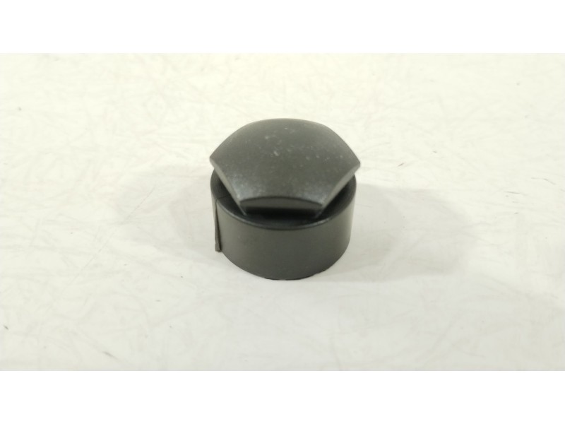 Recambio de tapacubos para cupra tavascan tavascan referencia OEM IAM 8W0600026G  