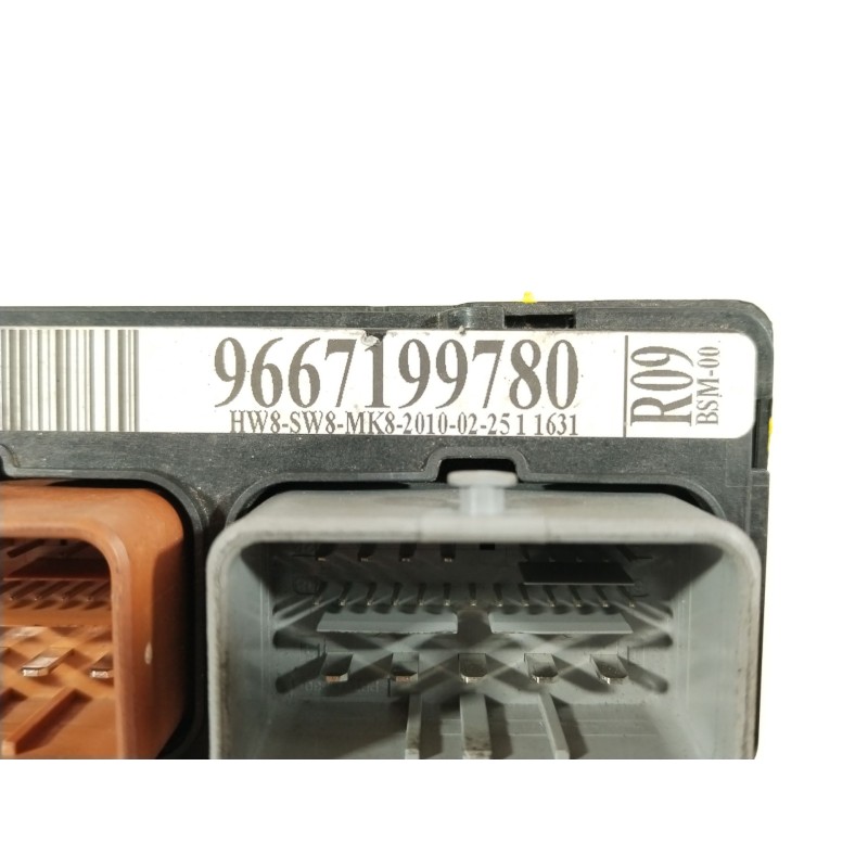 Recambio de caja reles / fusibles para peugeot 207 furgoneta/hatchback (wa_, wc_) 1.4 hdi referencia OEM IAM 9667199780  