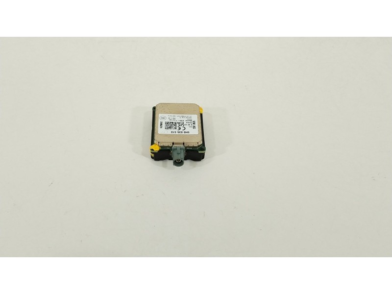 Recambio de antena para cupra tavascan tavascan referencia OEM IAM 5H0035510  