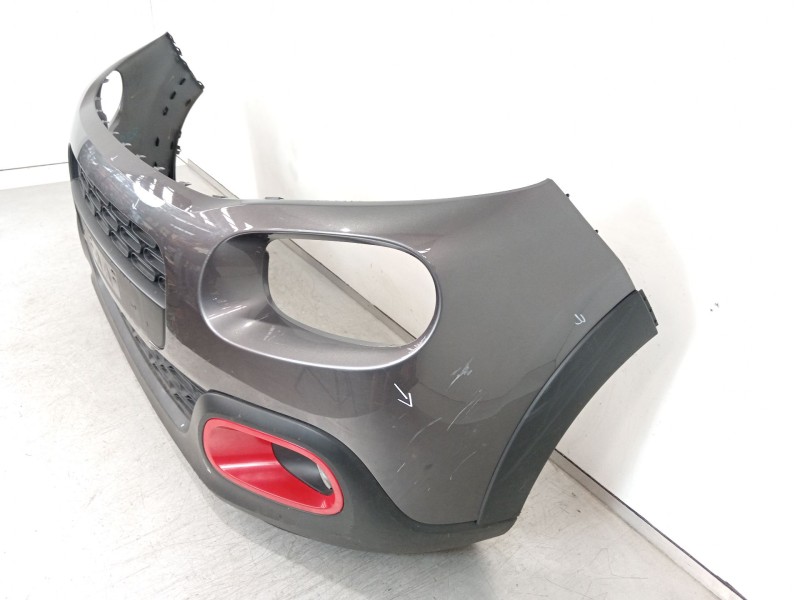 Recambio de paragolpes delantero para citroën c3 iii (sx) 1.2 thp 110 referencia OEM IAM 9813378877  