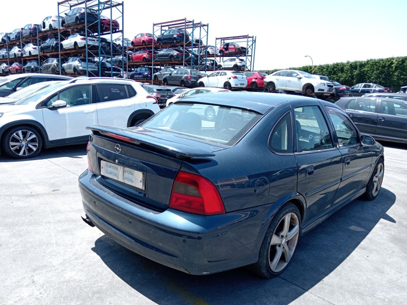 opel vectra b (j96) del año 2002