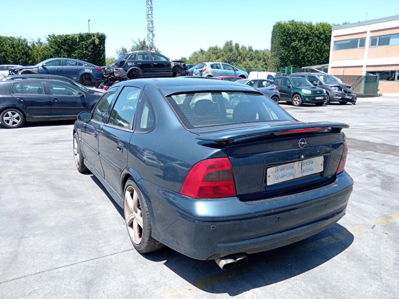 opel vectra b (j96) del año 2002