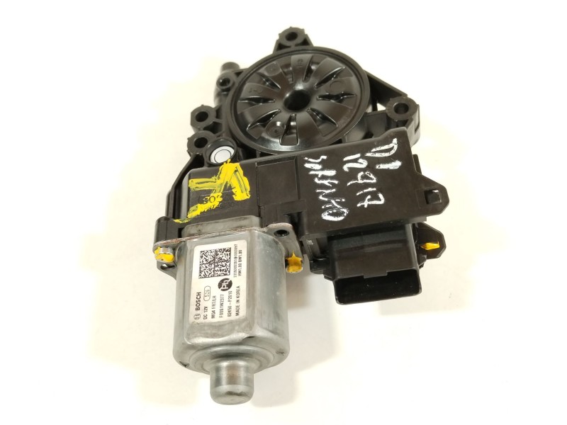 Recambio de motor elevalunas delantero izquierdo para kia sorento () referencia OEM IAM 82450P2010  