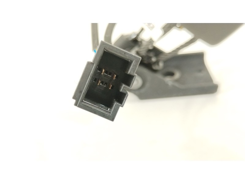 Recambio de enganche cinturon trasero central para cupra tavascan tavascan referencia OEM IAM 11H857739 11H857739MNB 