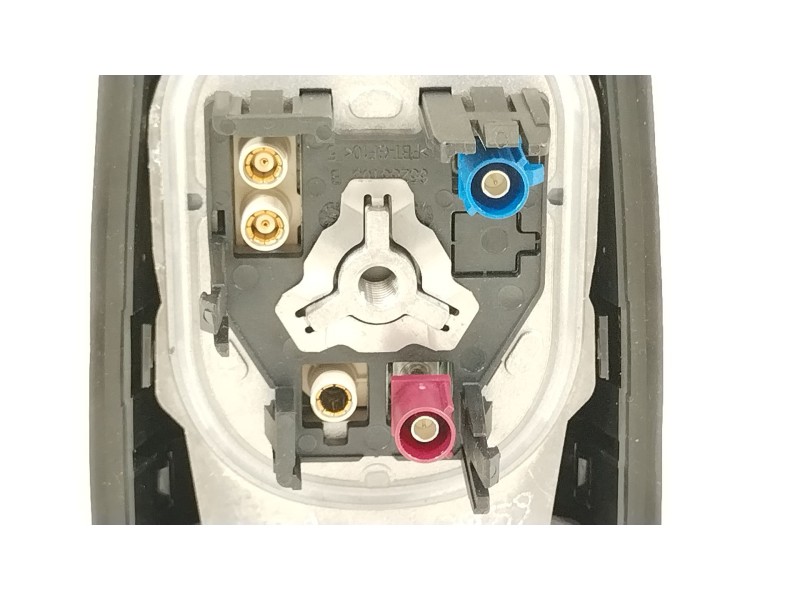 Recambio de antena para cupra tavascan tavascan referencia OEM IAM 5WA035507P 5WA035507P041 
