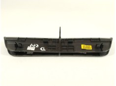 Recambio de molduras traseras para kia sorento () referencia OEM IAM 85887P2000 85878P2200  2