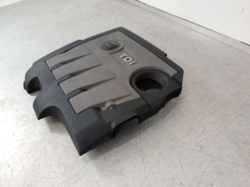 Recambio de tapa motor para seat altea xl (5p5, 5p8) 1.6 tdi referencia OEM IAM 03L103925AT  