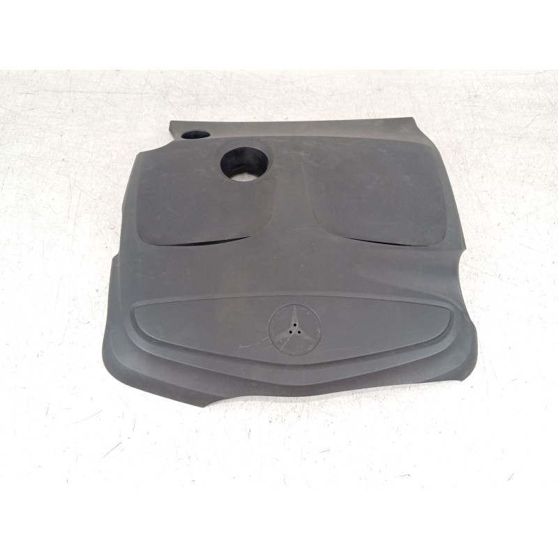 Recambio de tapa motor para mercedes-benz clase a (w176) a 200 (176.043) referencia OEM IAM A2700102801  