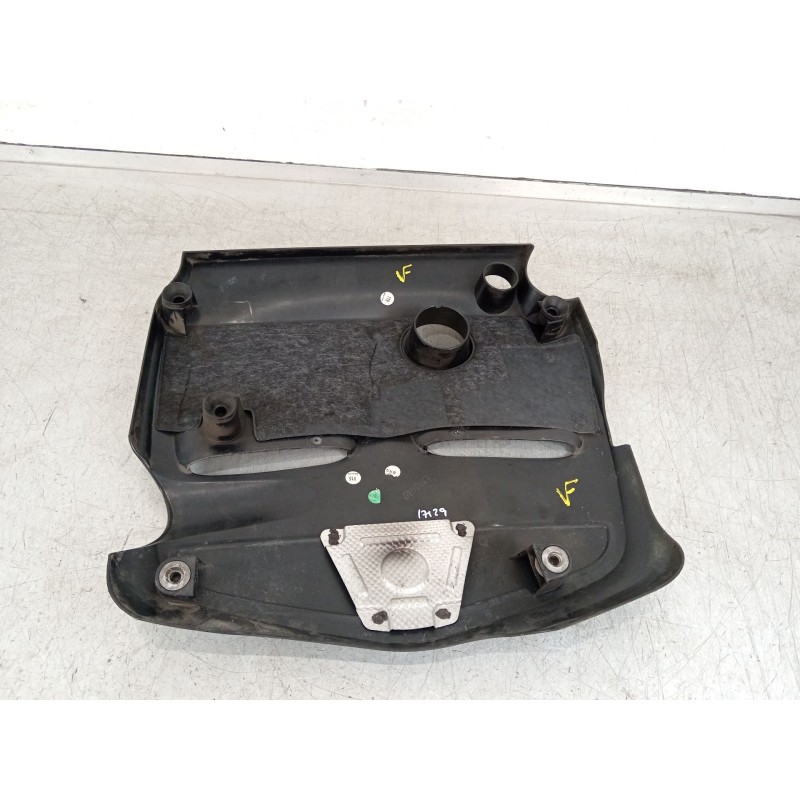 Recambio de tapa motor para mercedes-benz clase a (w176) a 200 (176.043) referencia OEM IAM A2700102801  