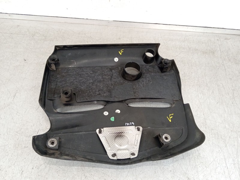 Recambio de tapa motor para mercedes-benz clase a (w176) a 200 (176.043) referencia OEM IAM A2700102801  