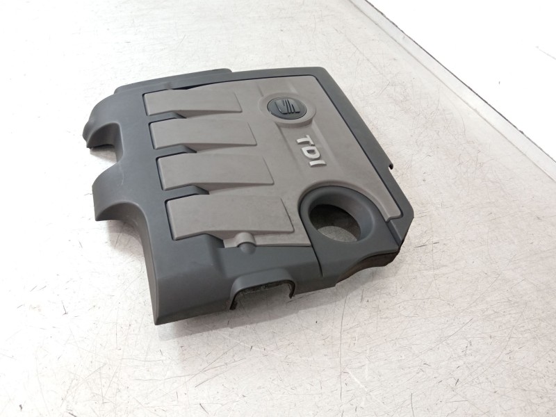 Recambio de tapa motor para seat ibiza iv sc (6j1, 6p5) 1.6 tdi referencia OEM IAM 03L103925AT  