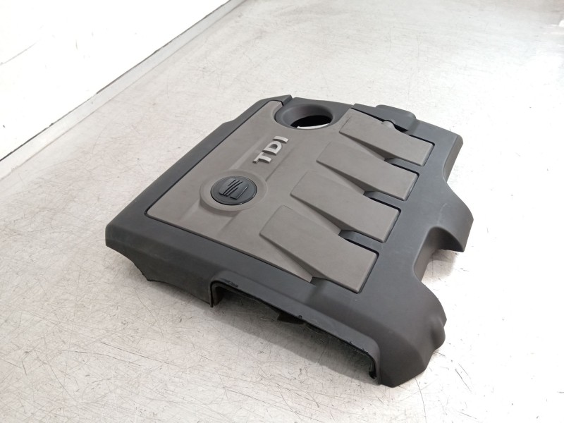 Recambio de tapa motor para seat ibiza iv sc (6j1, 6p5) 1.6 tdi referencia OEM IAM 03L103925AT  