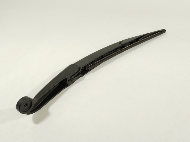 Recambio de brazo limpia trasero para kia sorento () referencia OEM IAM 98820P2000  