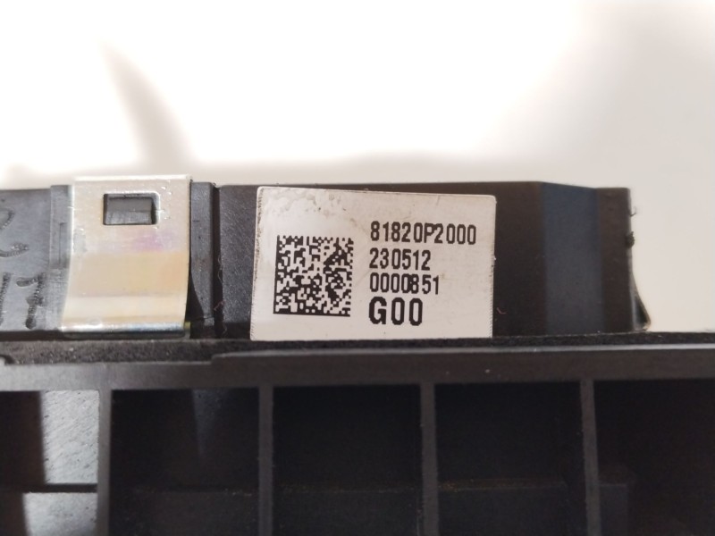 Recambio de maneta exterior porton para kia sorento () referencia OEM IAM 81820P2000  