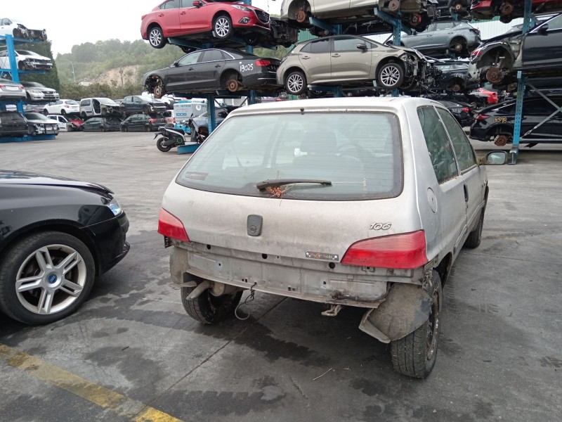 peugeot 106 ii (1a_, 1c_) del año 2000