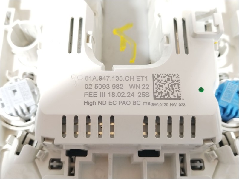 Recambio de luz interior para audi q3 (f3b) 35 tdi referencia OEM IAM 81A947135CHET1 81A947135CH 