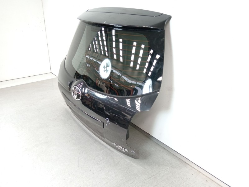 Recambio de porton trasero para toyota auris (_e15_) 2.0 d-4d (ade150_) referencia OEM IAM 6700502110  