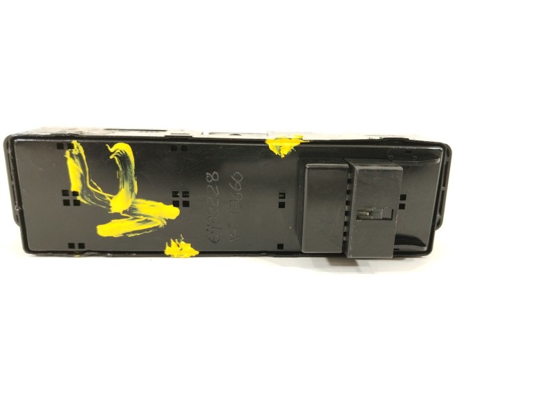 Recambio de mando elevalunas delantero izquierdo para ssangyong actyon i 200 xdi 4wd referencia OEM IAM 8581009010  