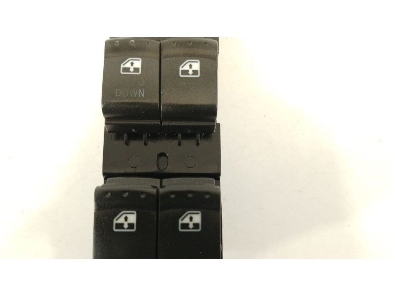 Recambio de mando elevalunas delantero izquierdo para ssangyong actyon i 200 xdi 4wd referencia OEM IAM 8581009010  