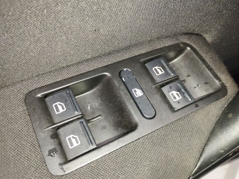 Recambio de mando elevalunas delantero izquierdo para volkswagen polo v (6r1, 6c1) 1.6 tdi referencia OEM IAM   