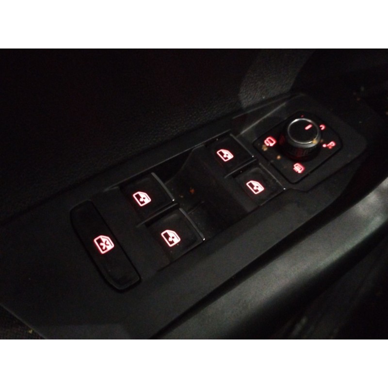 Recambio de mando elevalunas delantero izquierdo para volkswagen polo vi (aw1, bz1, ae1) 1.0 tsi referencia OEM IAM   