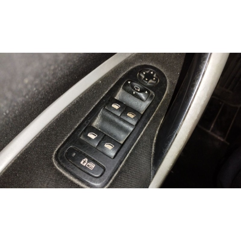 Recambio de mando elevalunas delantero izquierdo para citroën c5 iii (rd_) 2.0 hdi 140 referencia OEM IAM   