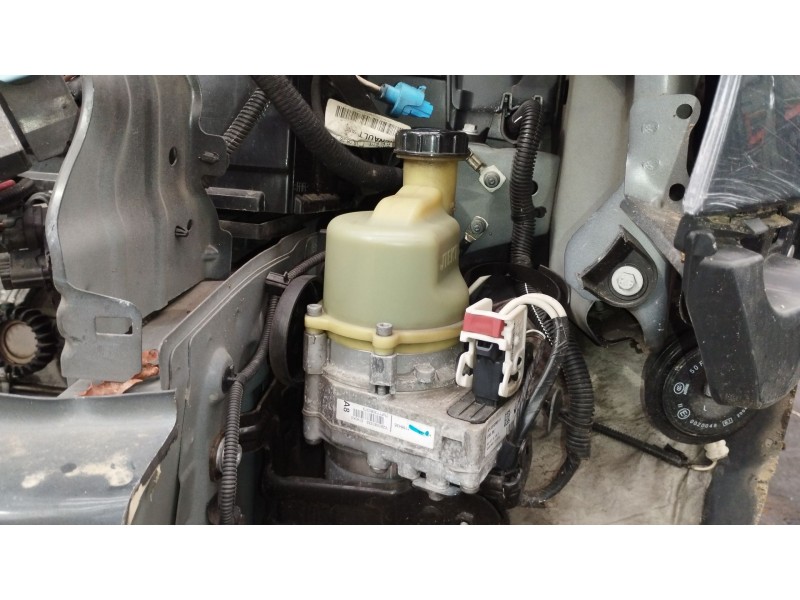 Recambio de bomba direccion para dacia duster (hs_) 1.5 dci referencia OEM IAM 491108300R  