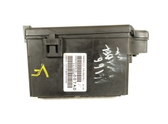 Recambio de caja reles / fusibles para dodge caliber 2.0 crd referencia OEM IAM 68028007AD P68028007AD  2