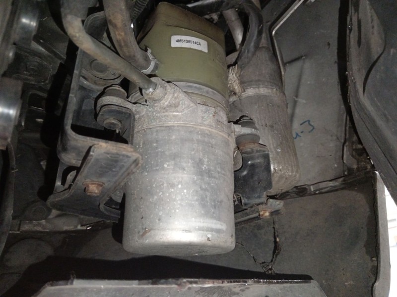 Recambio de bomba direccion para ford kuga i 2.0 tdci 4x4 referencia OEM IAM 4M513K514CA  