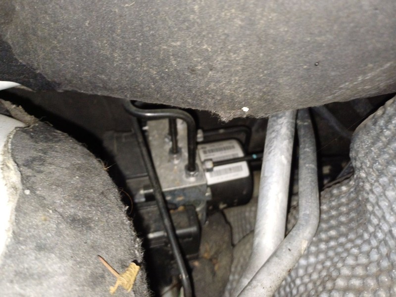 Recambio de abs para dodge caliber 2.0 crd referencia OEM IAM 04877071AA 25021211994 28526380003