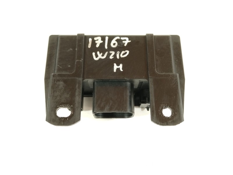 Recambio de caja precalentamiento para mercedes-benz clase e (w210) e 320 cdi (210.026) referencia OEM IAM A6489000100  