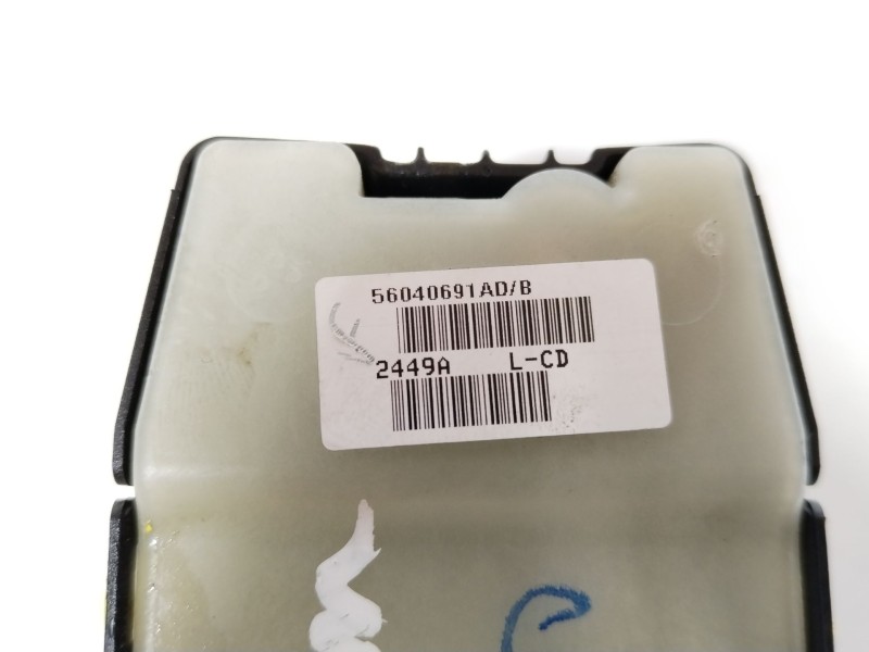 Recambio de mando elevalunas delantero izquierdo para dodge caliber 2.0 crd referencia OEM IAM 56040691AD  