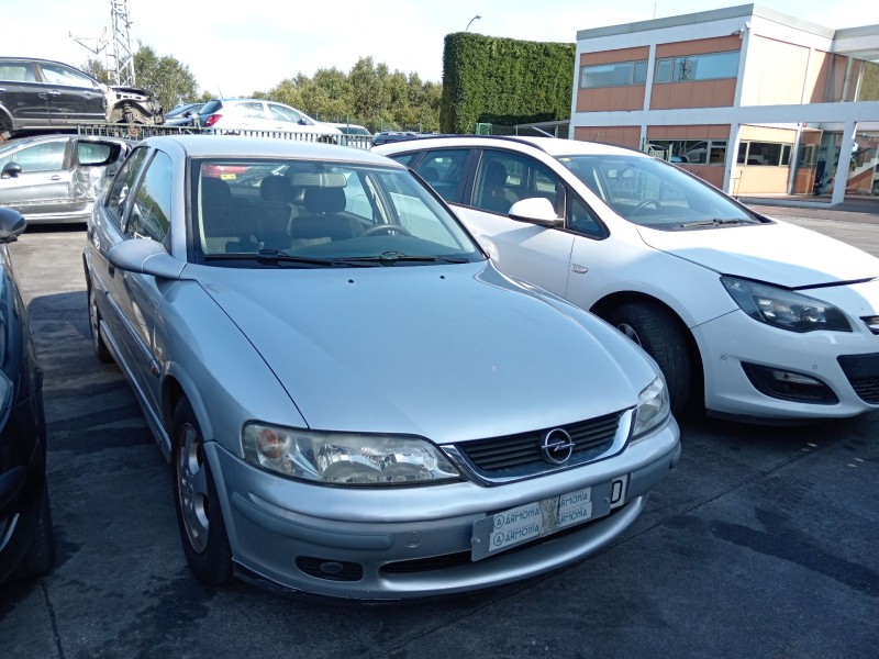 opel vectra b (j96) del año 2000