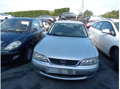 opel vectra b (j96) del año 2000 2