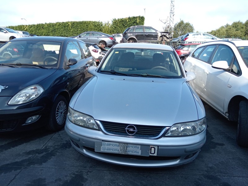opel vectra b (j96) del año 2000